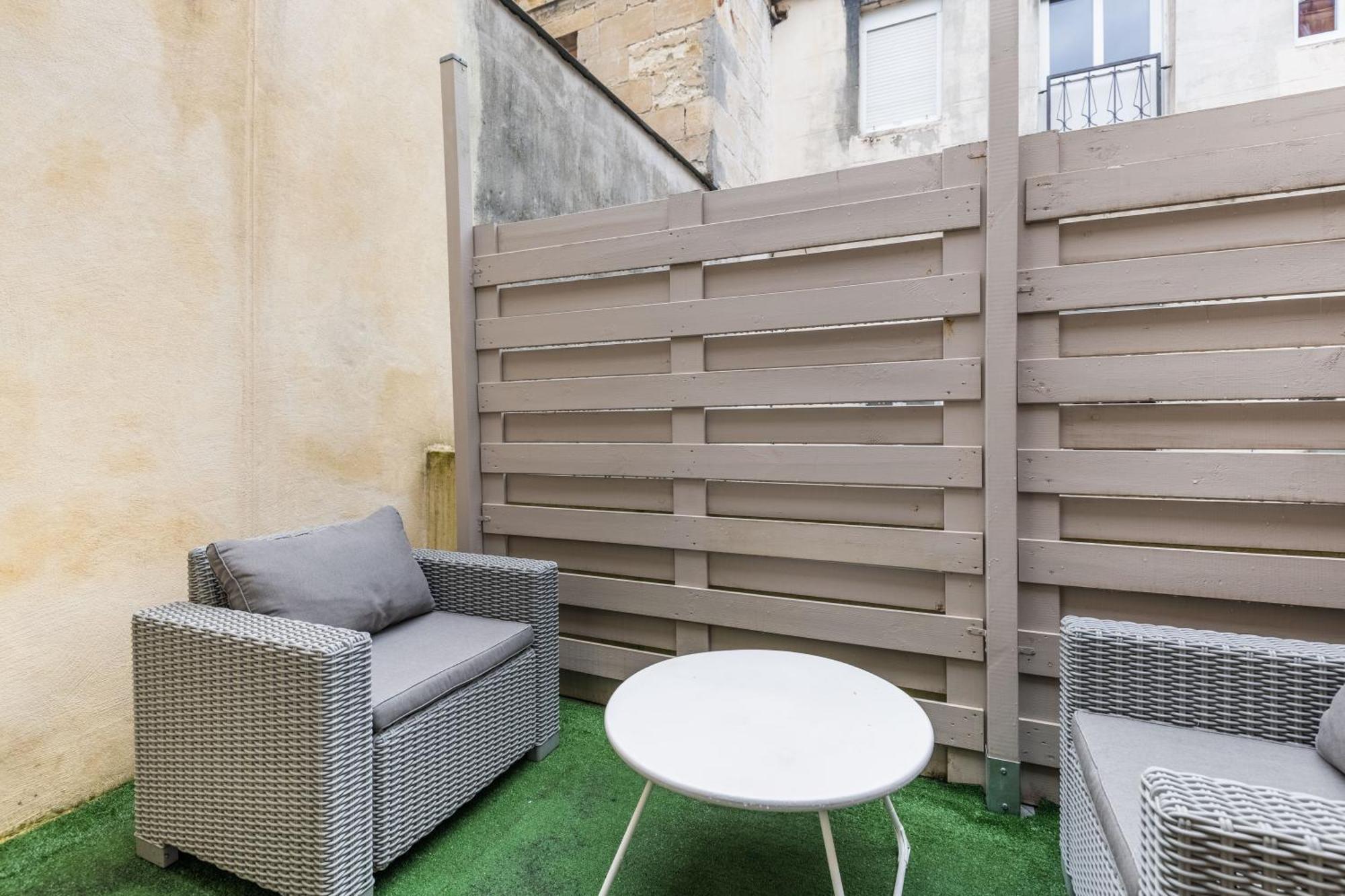 Studio En Duplex-Aircon-Terrasse-Parking-Calme Bordeaux Exterior foto